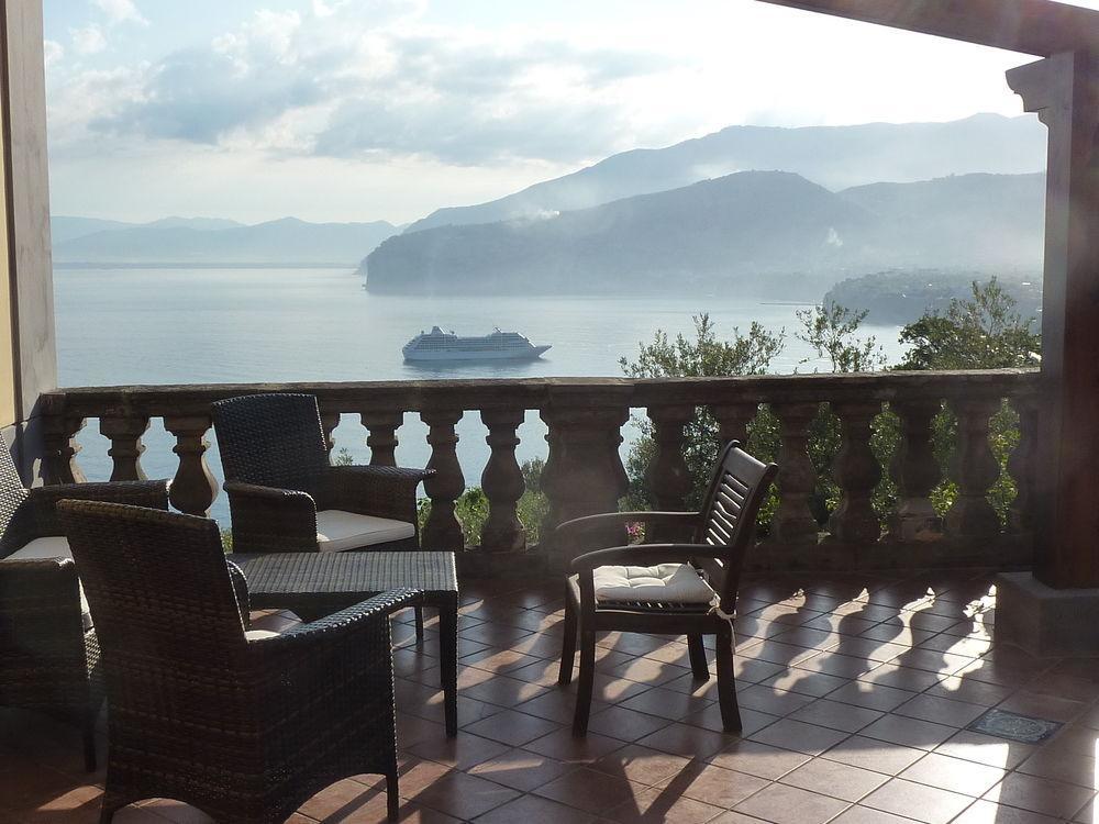 Hotel La Badia Sorrento Exteriör bild