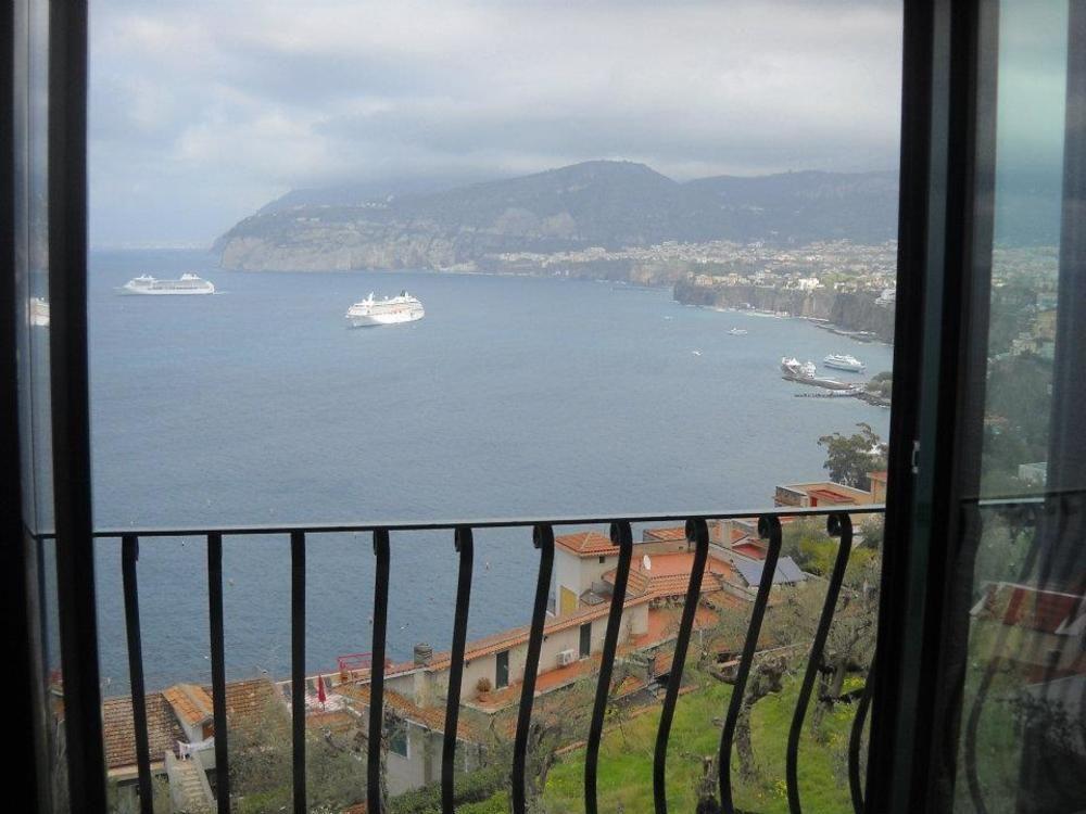 Hotel La Badia Sorrento Exteriör bild