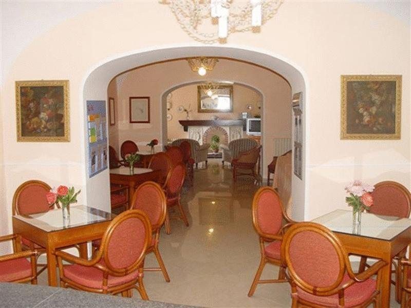 Hotel La Badia Sorrento Exteriör bild